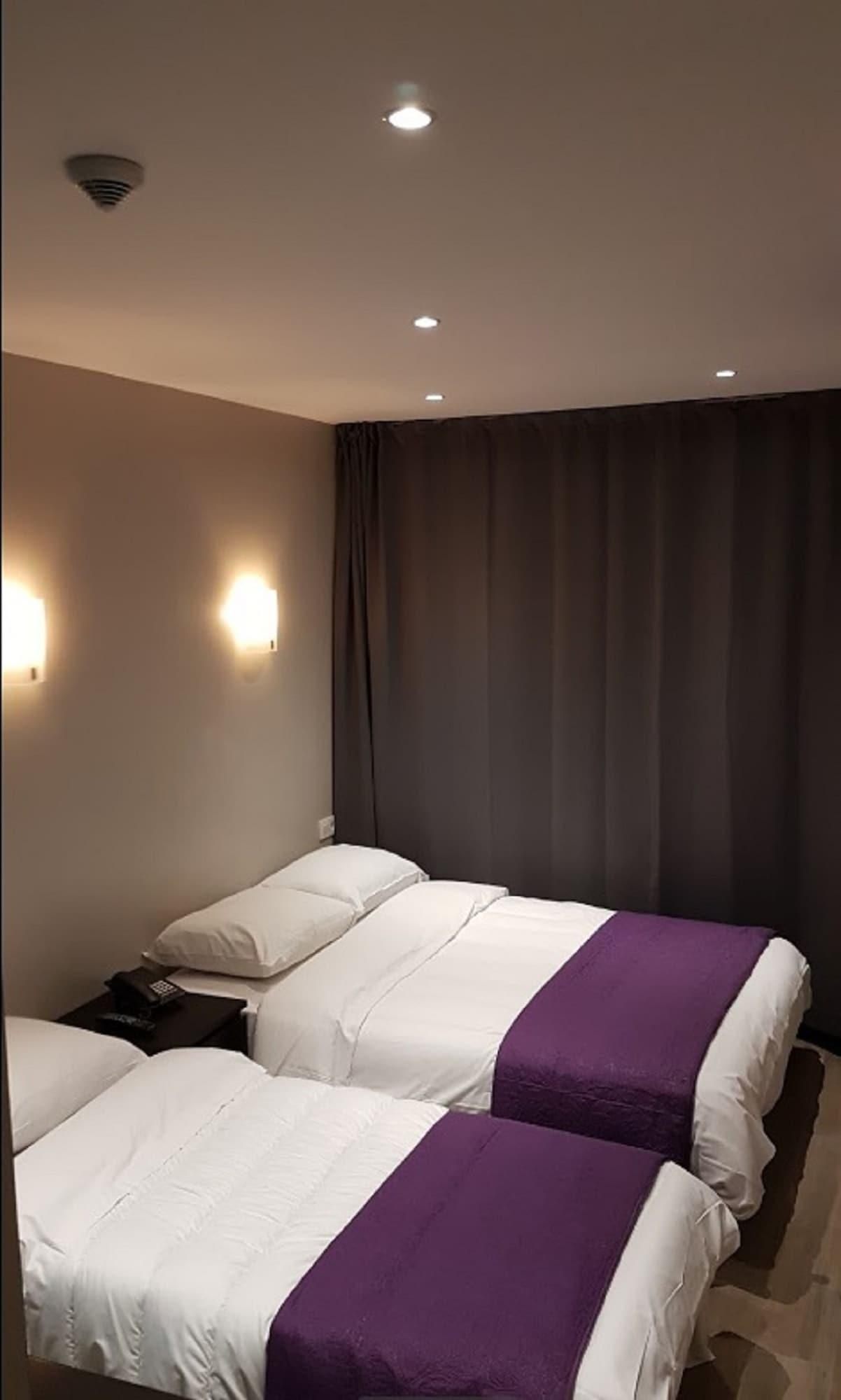 โฮเต็ล ซิตี้เซ็นเตอร์ Hotel Saint-Josse-ten-Noode ภายนอก รูปภาพ